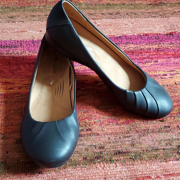 Natural Soul Flats - Picture 2 of 7